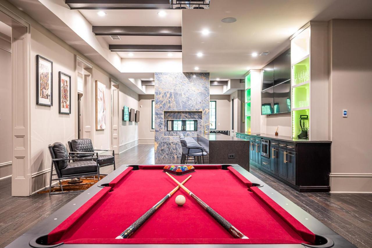 Holiday home Adams Mansion, 10k Sqft, 7bd/7ba, 15min To Airport