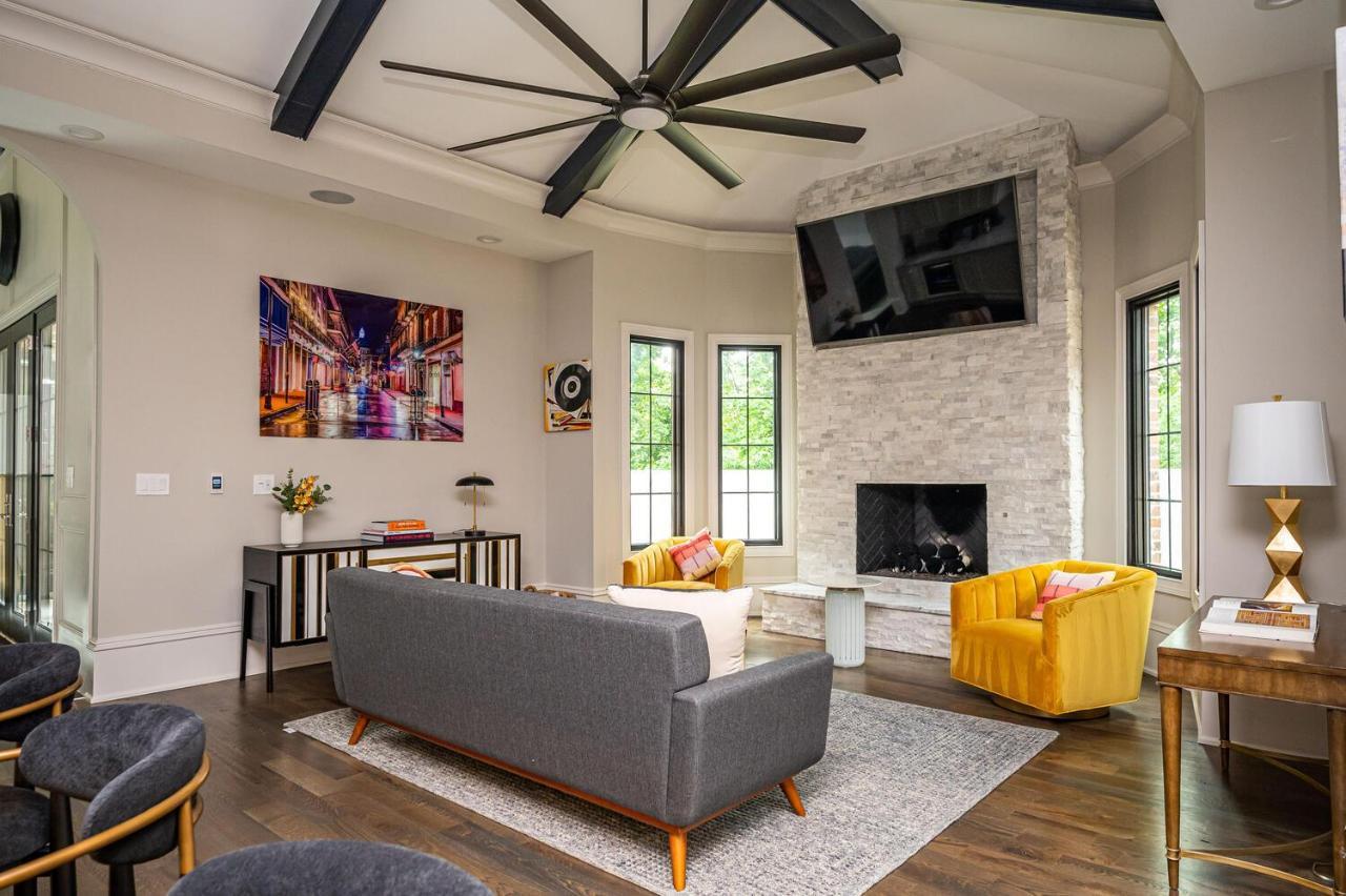 Holiday home Adams Mansion, 10k Sqft, 7bd/7ba, 15min To Airport