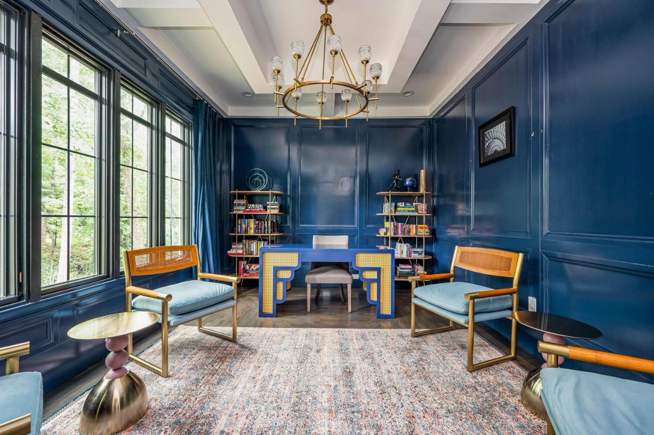 Adams Mansion, 10k Sqft, 7bd/7ba, 15min To Airport *