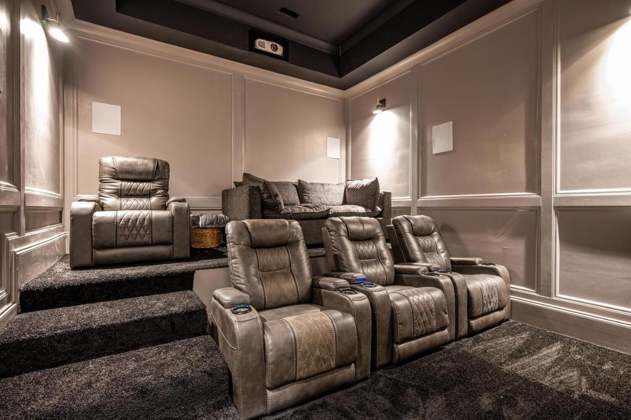 Adams Mansion, 10k Sqft, 7bd/7ba, 15min To Airport *