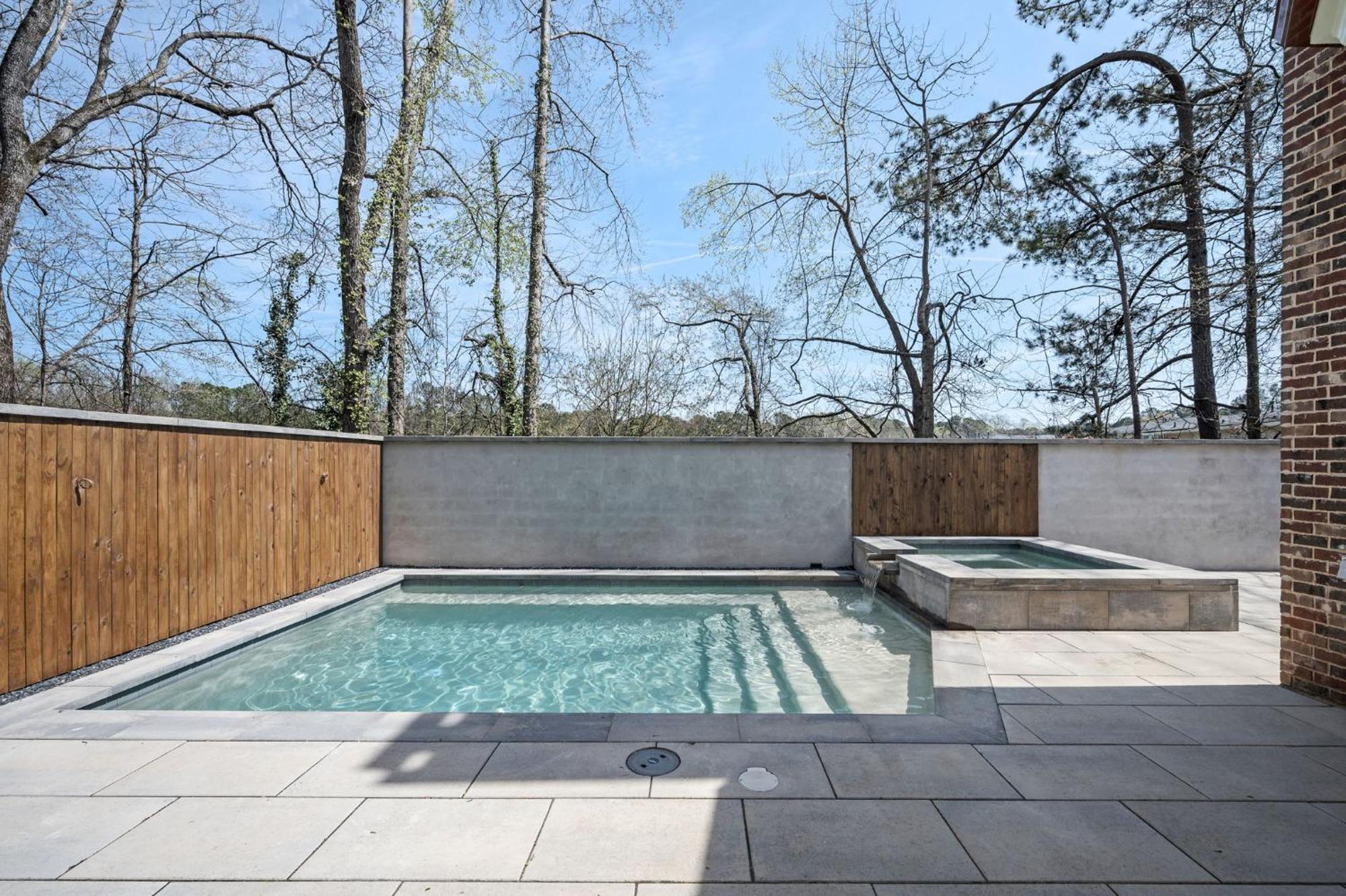 Holiday home Adams Mansion, 10k Sqft, 7bd/7ba, 15min To Airport *